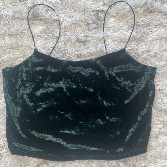 Emerald green crop top. Size S. - Picture 2 of 3
